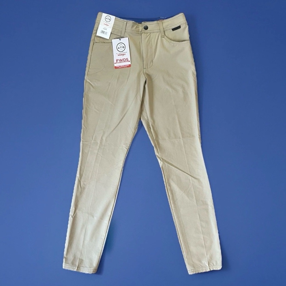NWT Women’s Wrangler All Terrain Gear FWDS 5 Pocket Skinny Mid-rise Pants 4 AVG